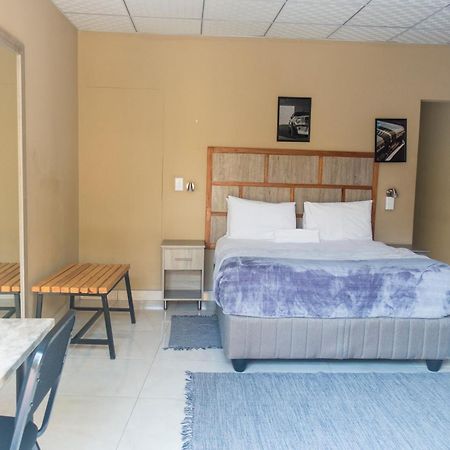 Ondangwa Rest Camp Bed & Breakfast Dış mekan fotoğraf
