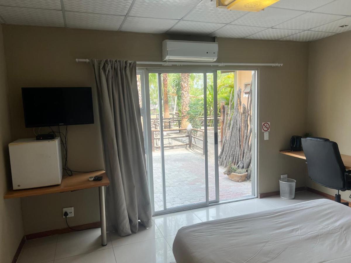 Ondangwa Rest Camp Bed & Breakfast Dış mekan fotoğraf